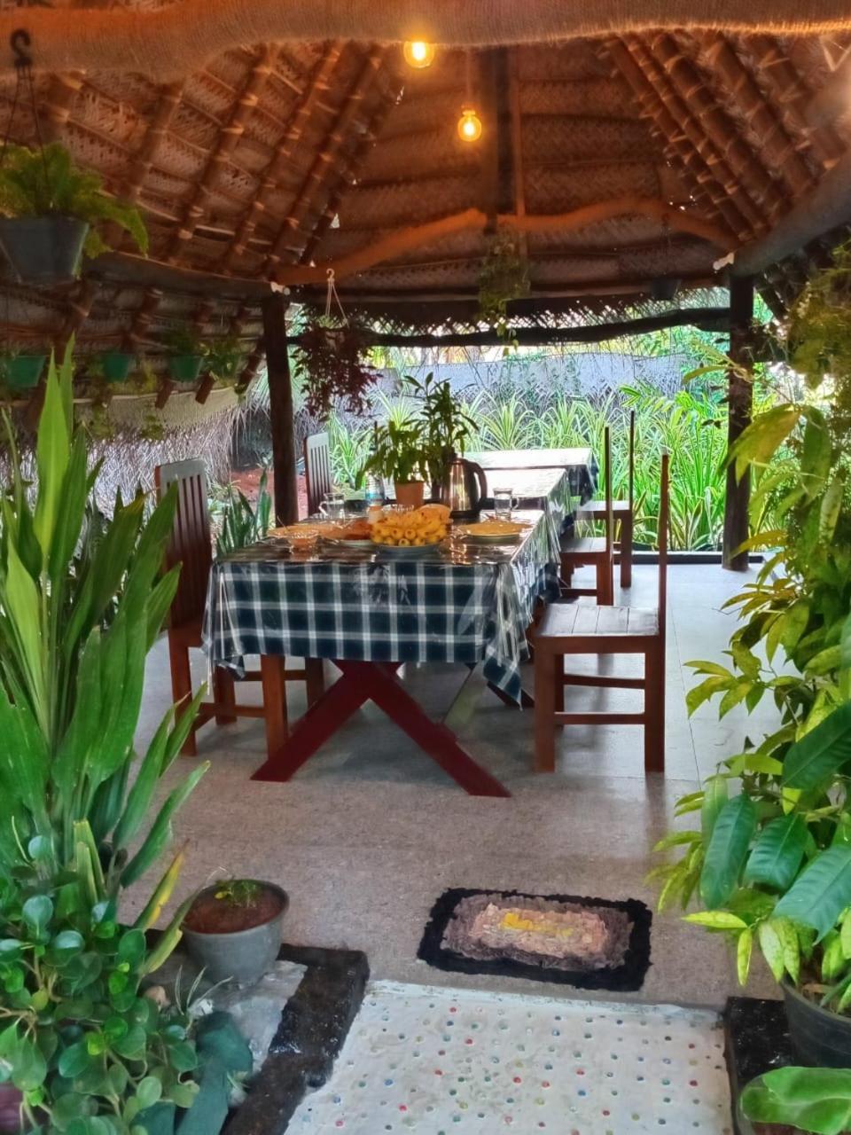Lake Face Cabana Tissamaharama Extérieur photo